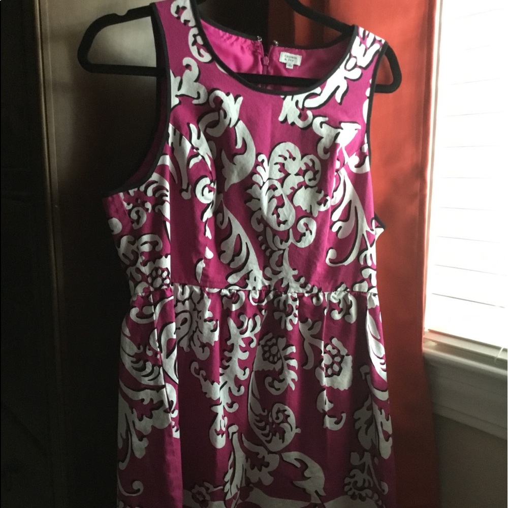 Sleeveless dress